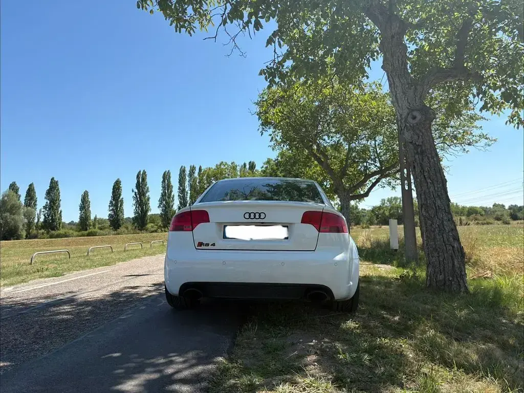 Gebraucht Audi RS4 Sport 420 PS (308 kW) 2007 Weiß Limousine