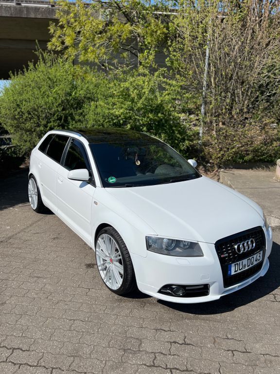 Weiß Gebraucht 2007 Audi A3 Sportback S-line plus Limousine | 7.499 € (Fairer Preis) - Bild 1/4