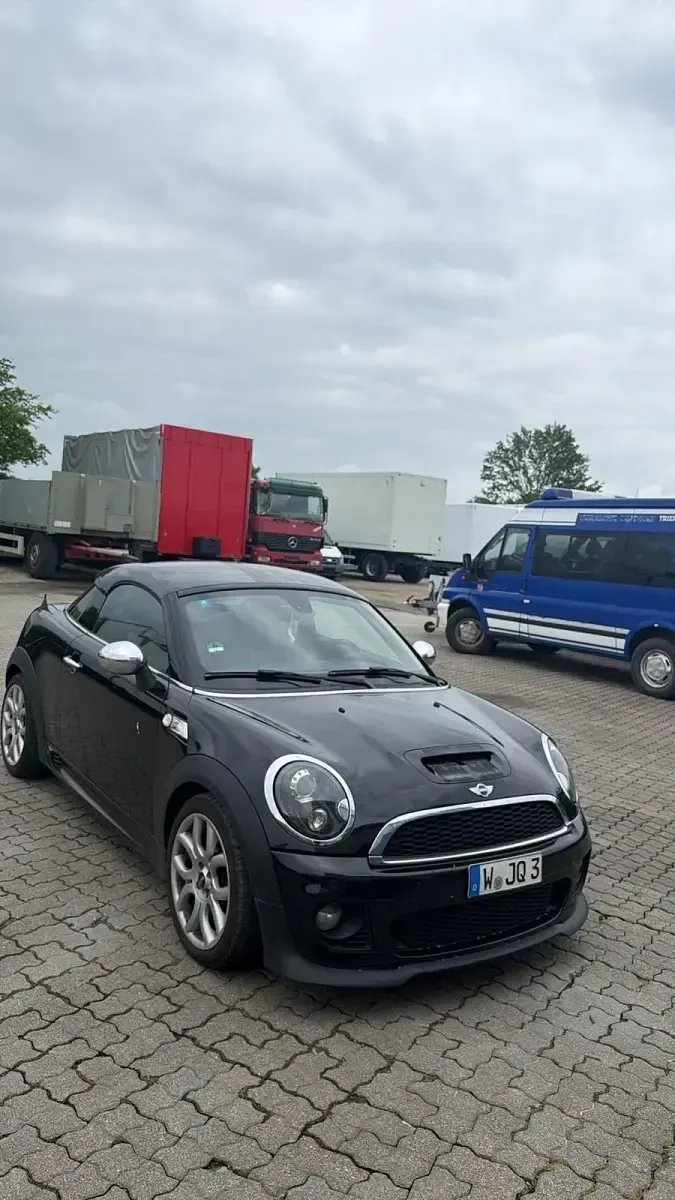Gebraucht Mini Cooper S Coupé 190 PS (139 kW) 2013 Schwarz Coupé