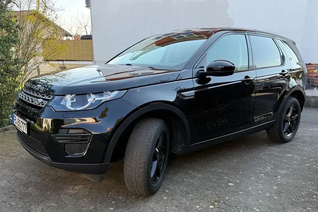 Gebraucht Land Rover Discovery Sport Pure 150 PS (110 kW) 2017 Schwarz SUV