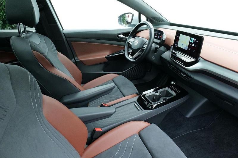 Gebraucht VW ID.4 Pro Performance 150 kW (204 PS) 2021 Gletscherweiß metallic SUV