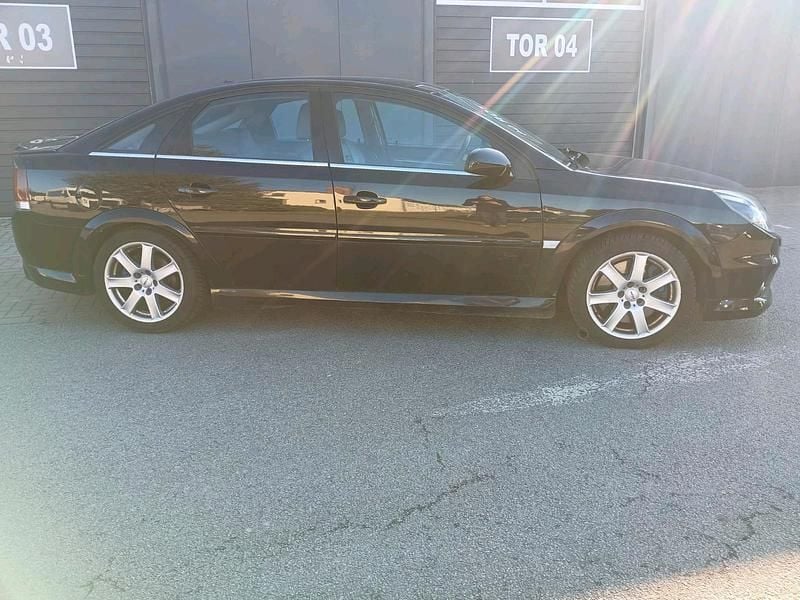 Gebraucht Opel Vectra OPC 280 PS (205 kW) 2007 Schwarz Limousine