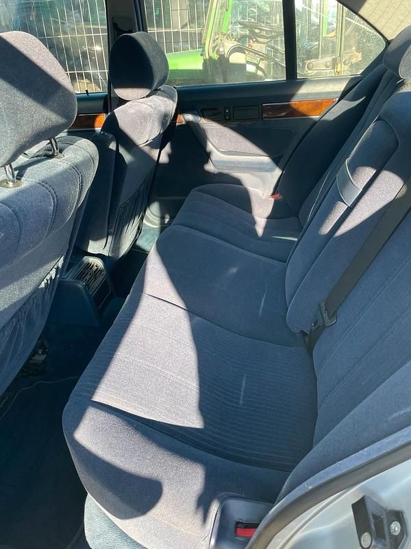 Gebraucht BMW 525 192 PS (141 kW) 1994 Silber Limousine