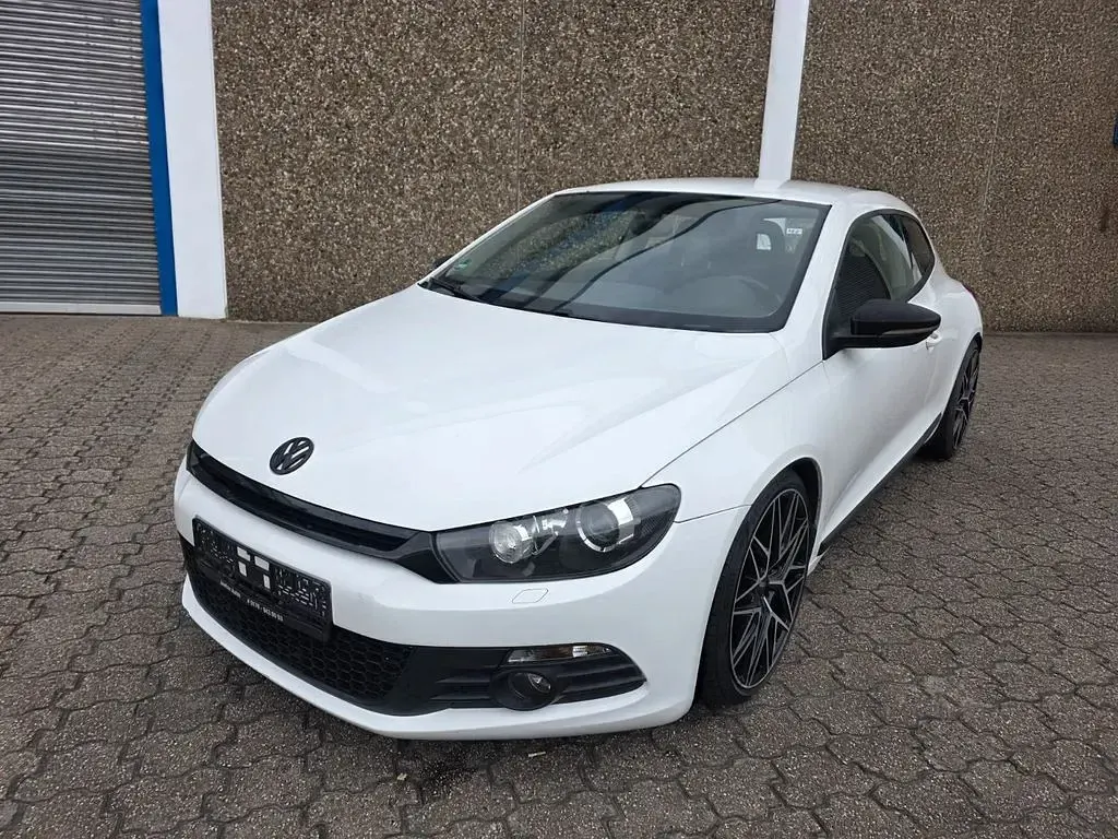 Gebraucht VW Scirocco 160 PS (117 kW) 2009 Weiß Coupé