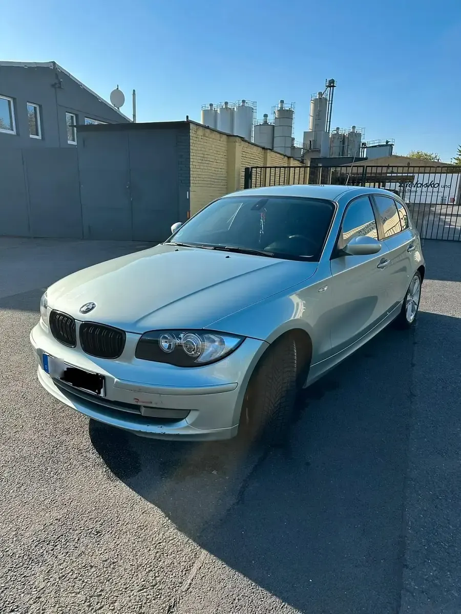 Second-hand BMW 120 177 CP (130 kW) 2007 Gri Hatchback