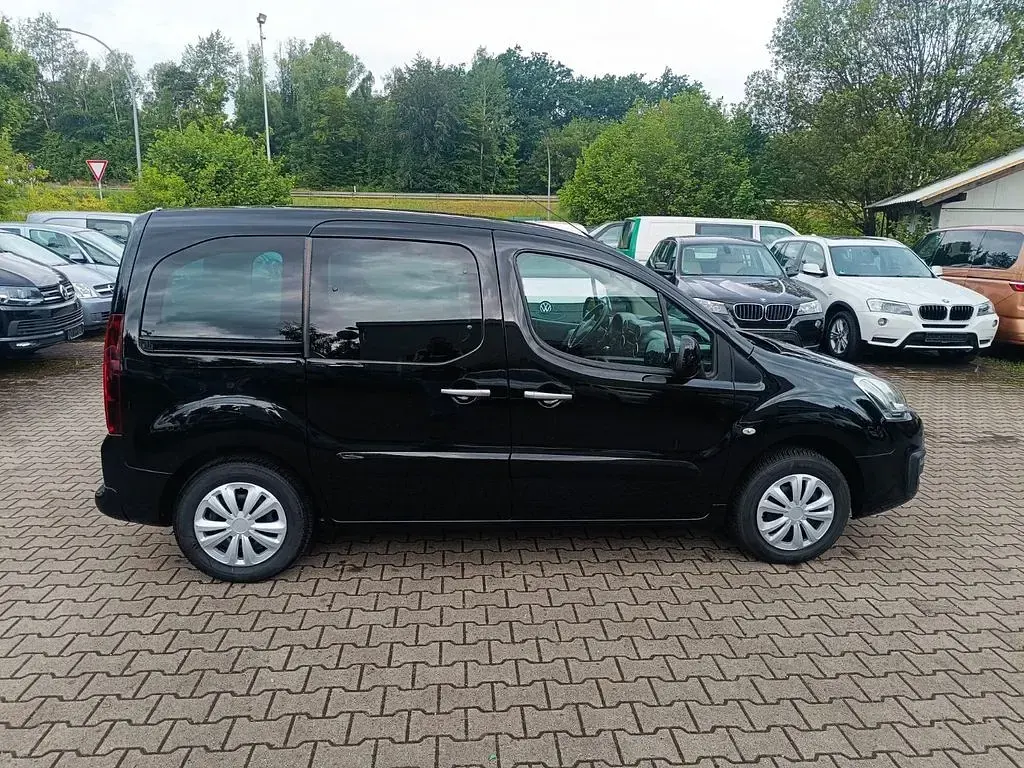 Gebraucht Citroën e-Berlingo SELECTION 110 PS (80 kW) 2016 Schwarz Kombi