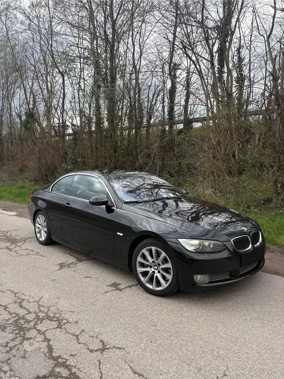 Gebraucht BMW 335 Cabriolet 306 PS (225 kW) 2007 Schwarz Cabrio