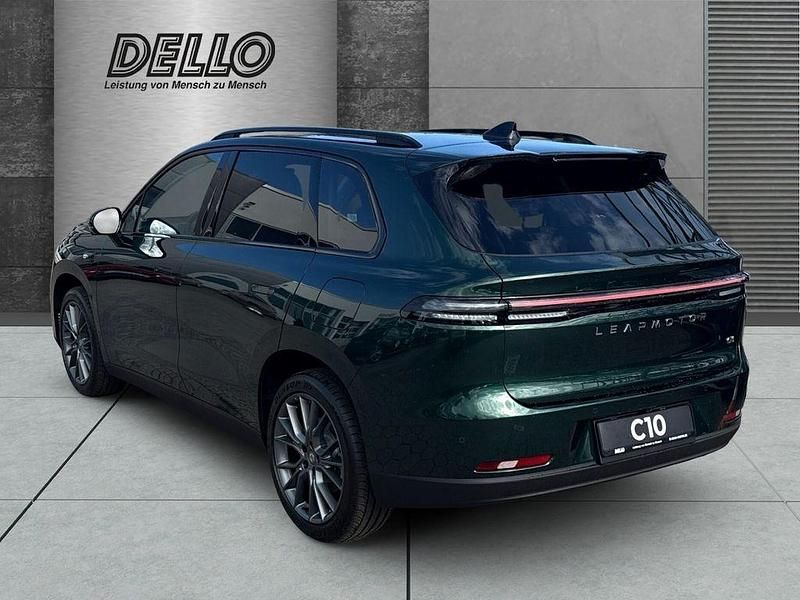 Gebraucht Leapmotor C10 215 PS (158 kW) 2025 Glazed green SUV