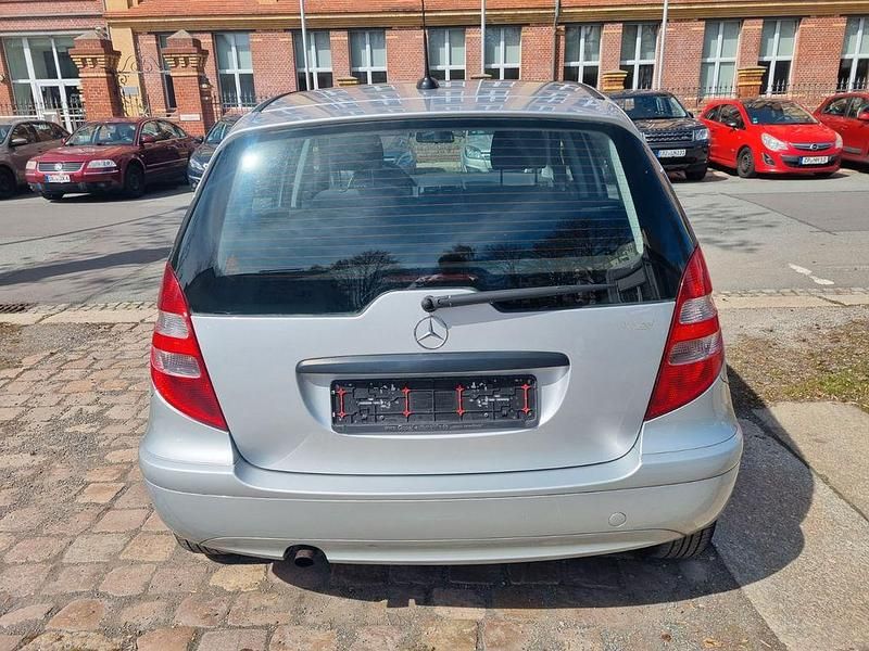 Gebraucht Mercedes A150 95 PS (69 kW) 2005 Silber Limousine