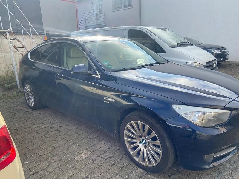 Gebraucht BMW 530 Gran Turismo 245 PS (180 kW) 2012 Blau Limousine