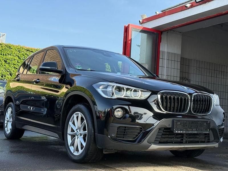 Gebraucht BMW X1 Sport Line 150 PS (110 kW) 2018 Schwarz SUV