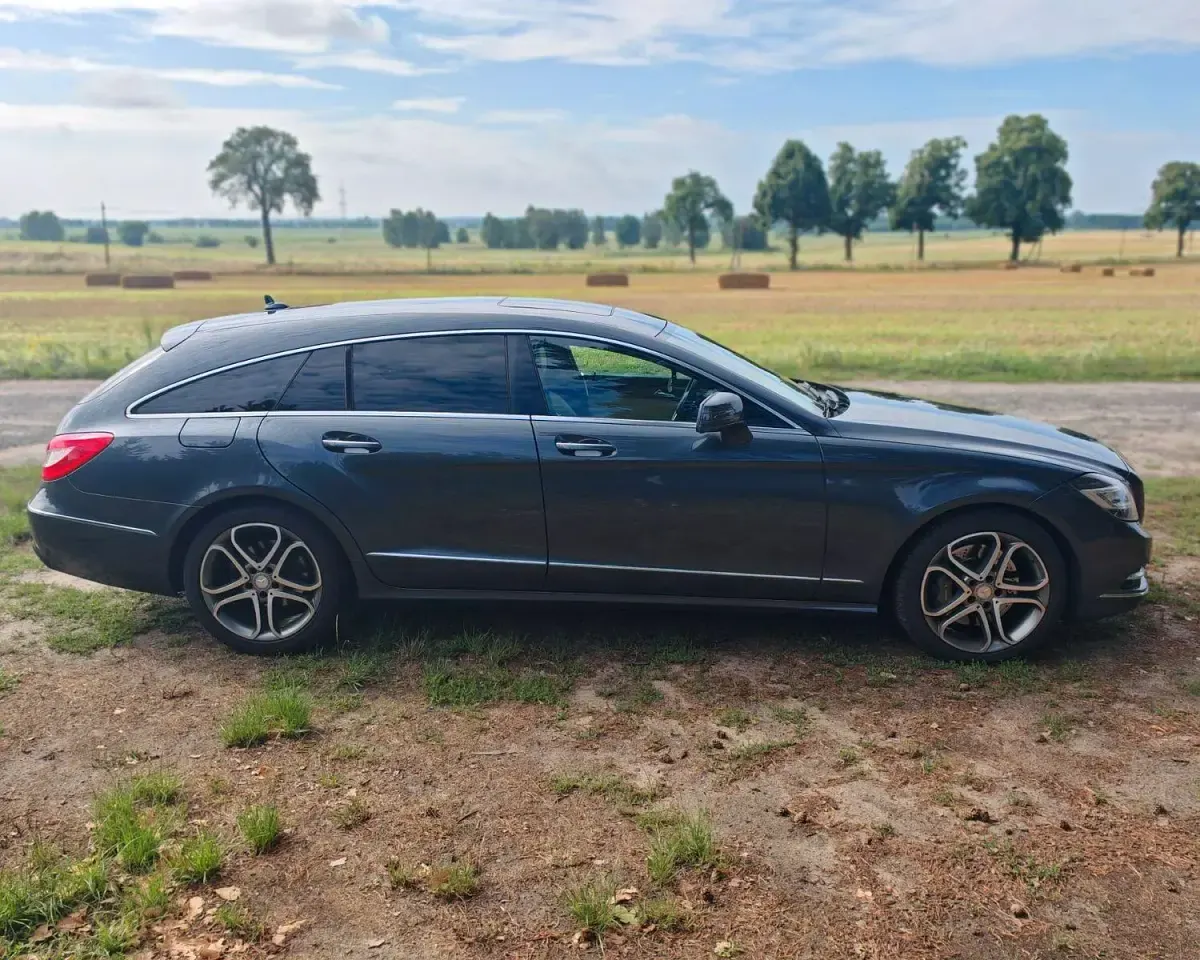 Gebraucht Mercedes CLS350 265 PS (194 kW) 2014 Grau Kombi