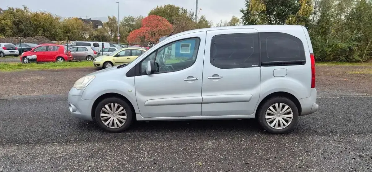 Gebraucht Citroën Berlingo 109 PS (80 kW) 2010 Silber Van / Kleinbus
