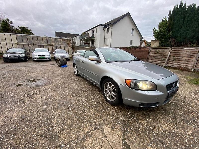 Gebraucht Volvo C70 Summum 136 PS (100 kW) 2009 Silber Cabrio