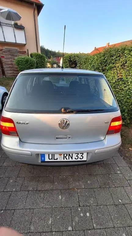 Gebraucht VW Golf IV Comfortline 102 PS (75 kW) 2003 Silber Limousine