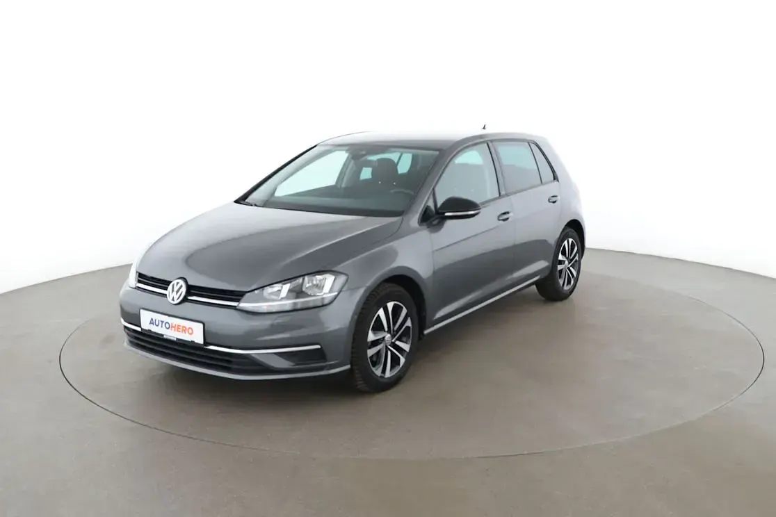 Gebraucht VW Golf VII IQ Drive 116 PS (85 kW) 2019 Limousine