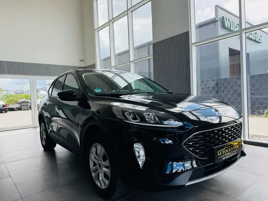 Używany Ford Kuga Cool & Connect 150 KM (110 kW) 2024 Czarny SUV