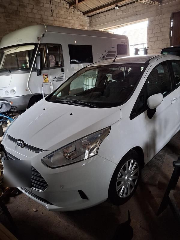 Second-hand Ford B-MAX 100 CP (73 kW) 2016 Alb Monovolum