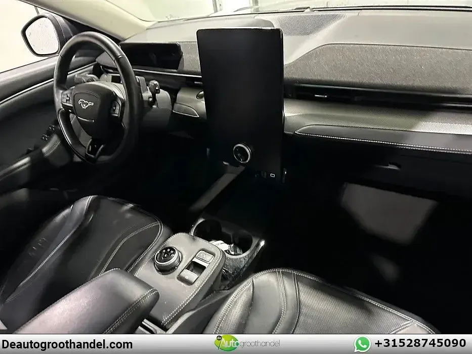Gebraucht Ford Mustang Mach-E 189 kW (258 PS) 2021 Grau SUV