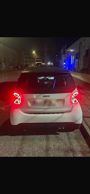 Gebraucht Smart ForTwo Cabrio Brabus 90 PS (66 kW) 2016 Weiß Cabrio