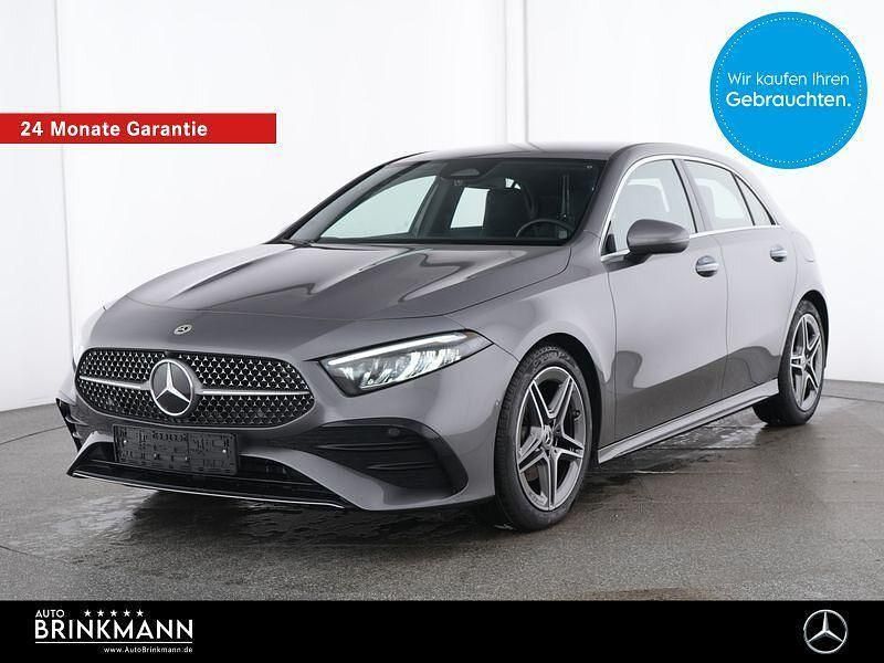 Grau Gebraucht 2024 Mercedes A180 AMG line Plus Limousine | 31.070 € (Fairer Preis) - Bild 1/4
