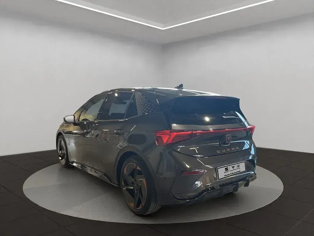 Gebraucht Cupra Born 150 kW (204 PS) 2022 Quasargrau Kleinwagen