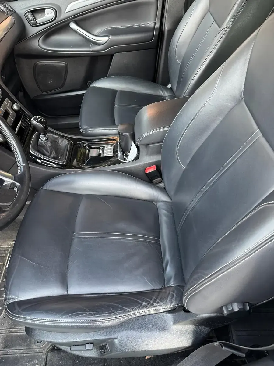 Gebraucht Ford S-MAX S 163 PS (119 kW) 2010 Weiß Van / Kleinbus