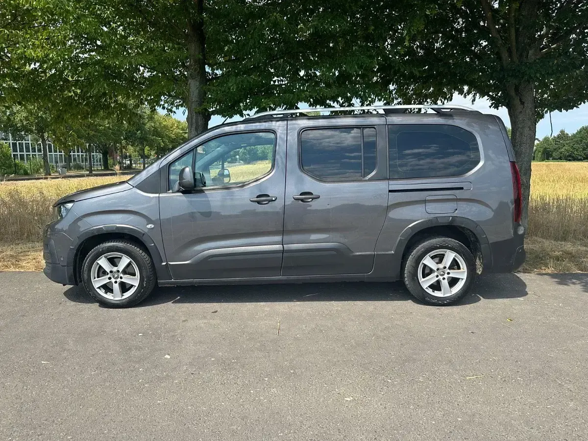 Gebraucht Peugeot Rifter Allure 131 PS (96 kW) 2019 Grau Van / Kleinbus