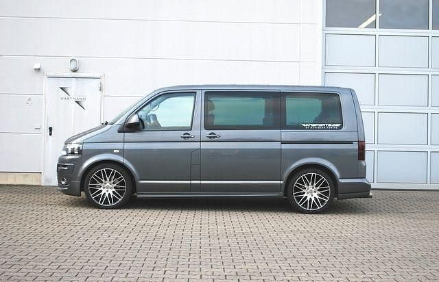 Gebraucht VW Multivan Highline 212 PS (155 kW) 2011 Grau metallic Van