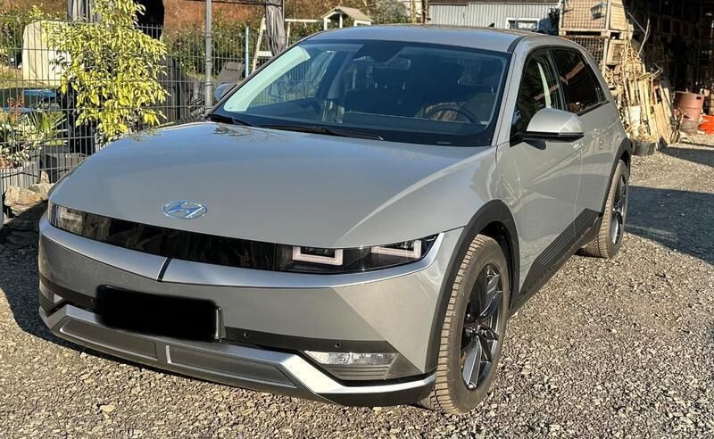 Grau Gebraucht 2022 Hyundai Ioniq 5 SUV | 29.900 € (Superpreis) - Bild 1/4