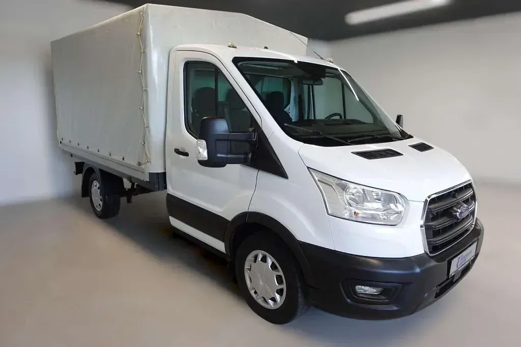 Gebraucht Ford Transit Trend 131 PS (96 kW) 2020 Weiß Van / Kleinbus