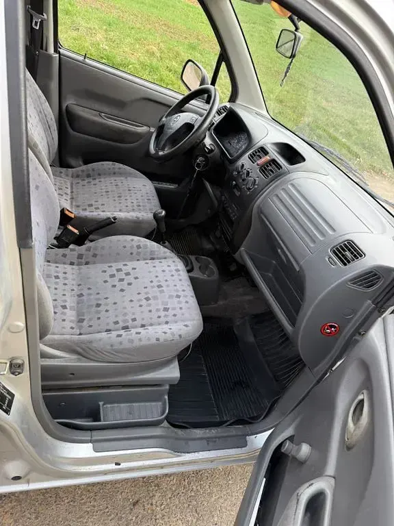 Occasion Opel Agila Basis 58 ch (42 kW) 2002 Argent Monospace