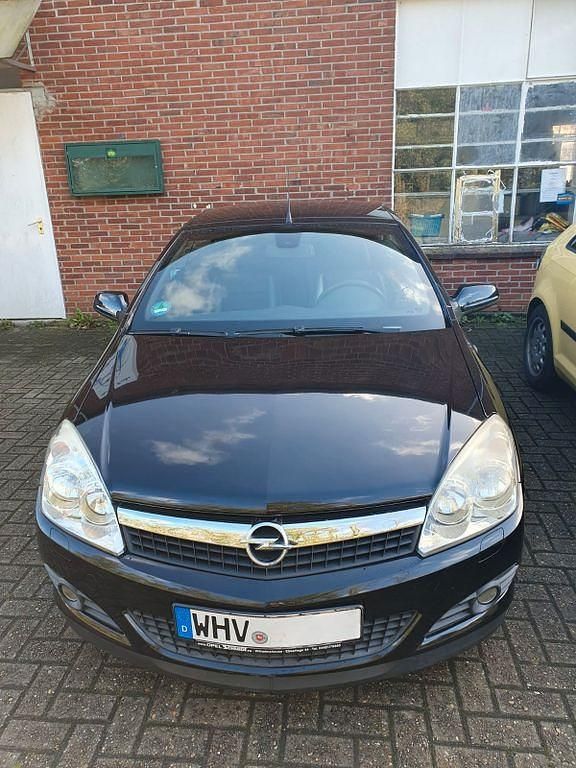 Schwarz Gebraucht 2008 Opel Astra Cabriolet Cabrio | 4.000 € (Fairer Preis) - Bild 1/4
