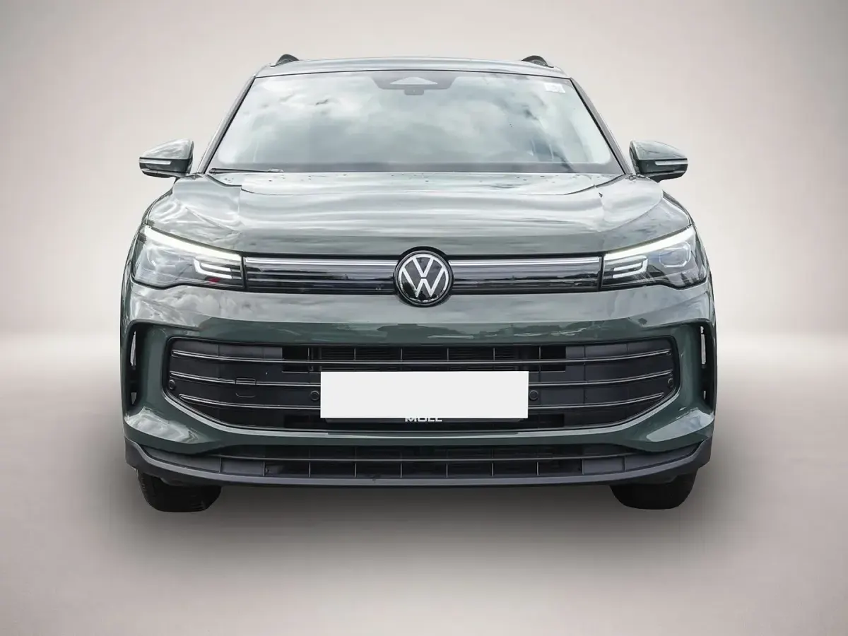 Gebraucht VW Tiguan 131 PS (96 kW) 2025 Grün SUV