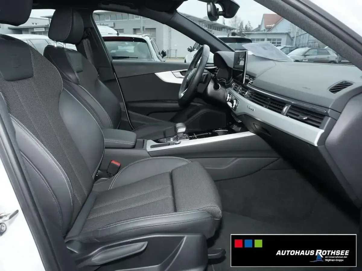 Gebraucht Audi A4 Ambiente 204 PS (150 kW) 2024 Weiß Kombi