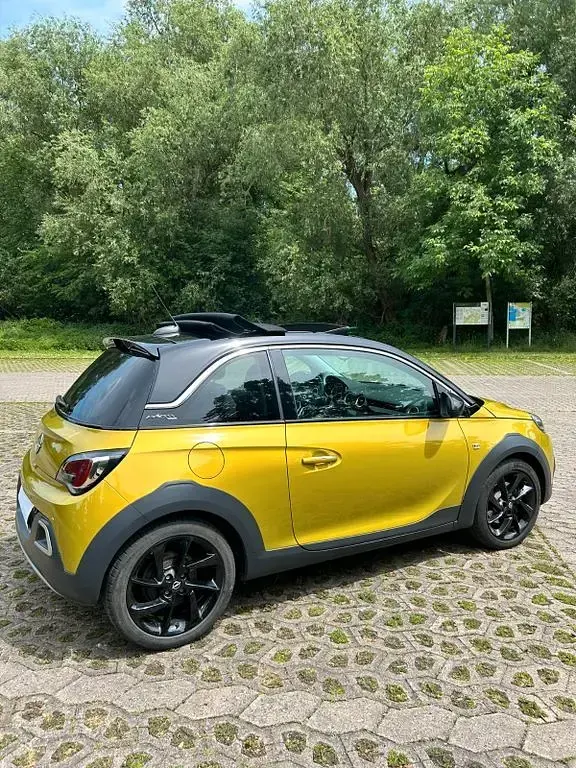 Gebraucht Opel Adam Rocks Rocks 116 PS (85 kW) 2017 Gelb Kleinwagen