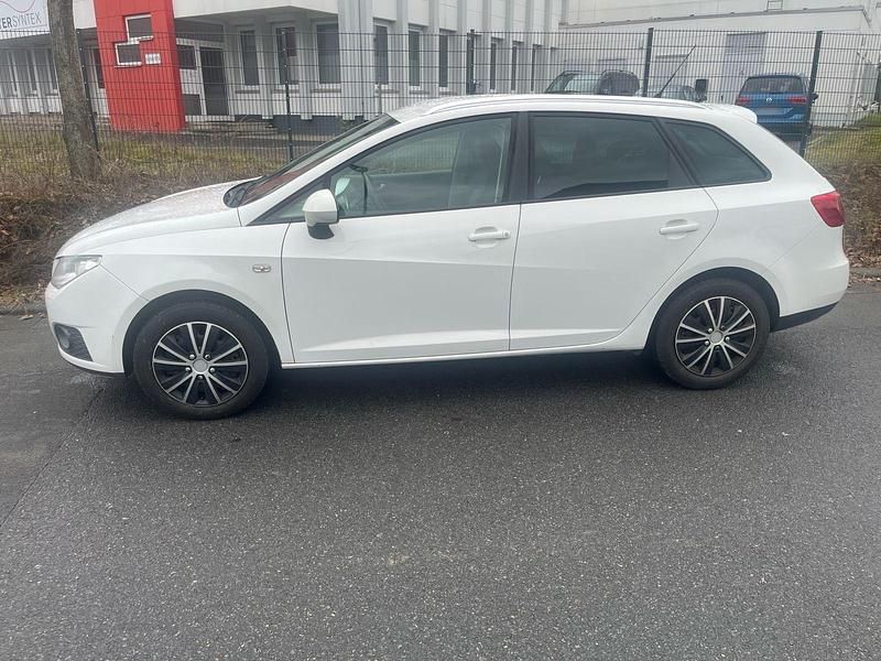 Gebraucht Seat Ibiza ST 104 PS (76 kW) 2011 Weiß Kombi