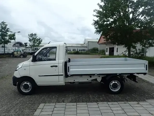 Neu Piaggio Porter 106 PS (77 kW) 2025 Weiss Pickup