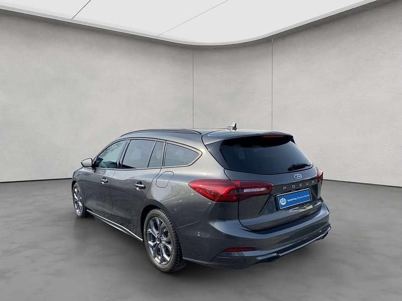 Gebraucht Ford Focus ST-Line X 116 PS (85 kW) 2025 Magnetic metallic Kombi