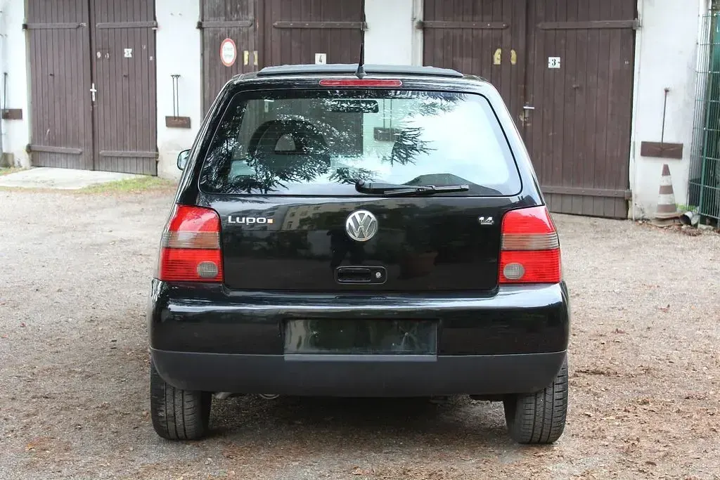 Używany VW Lupo 75 KM (55 kW) 2002 Czarny Hatchback