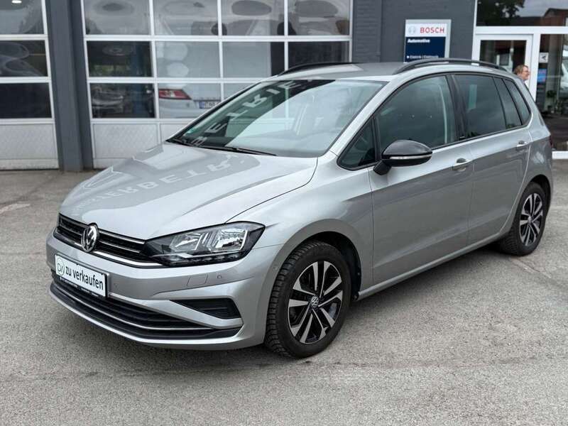 Tungsten silver metallic Gebraucht 2020 VW Golf VIII IQ Drive Limousine | 17.990 € (Guter Preis) - Bild 1/4