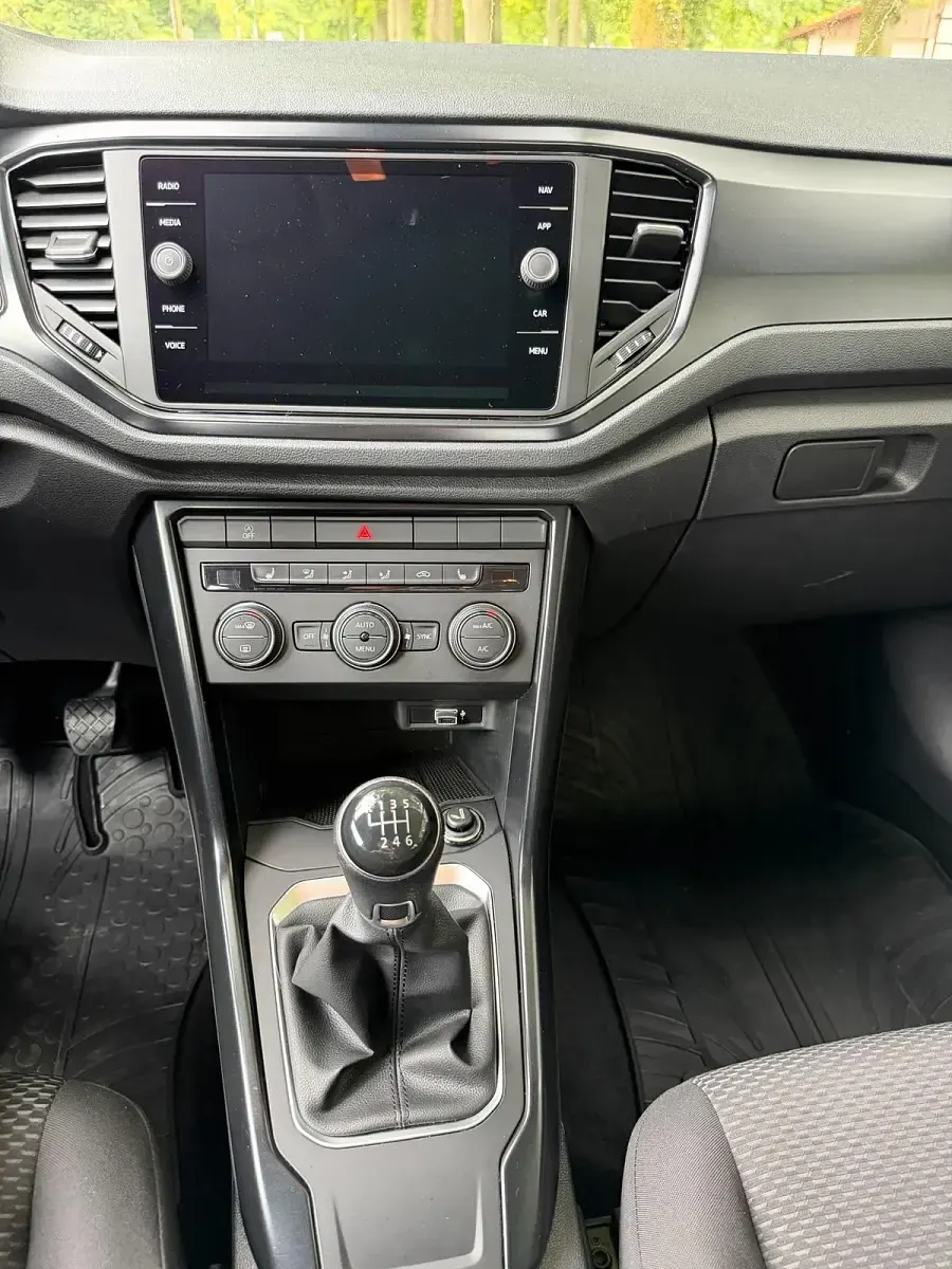 Gebraucht VW T-Roc 116 PS (85 kW) 2019 Weiß SUV