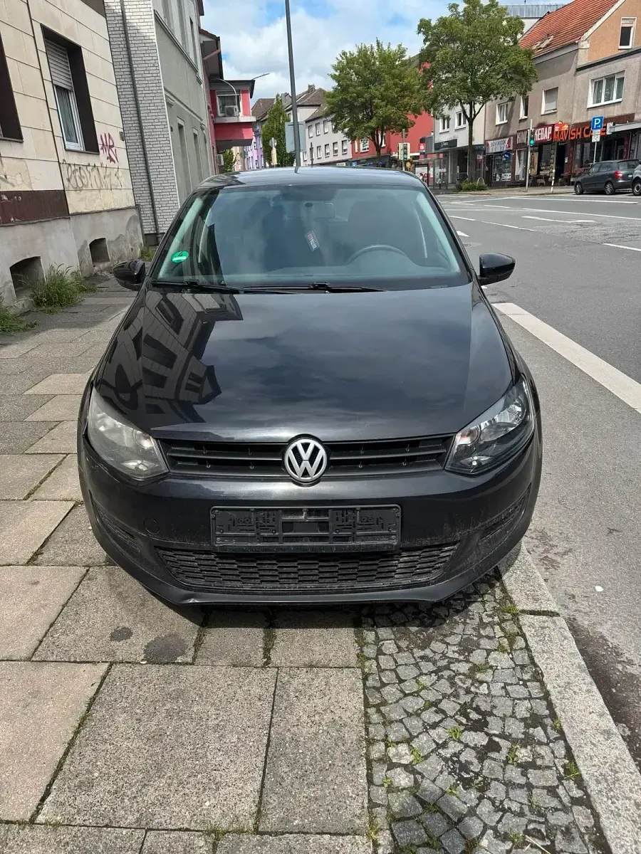 Gebraucht VW Polo 75 PS (55 kW) 2010 Schwarz Kleinwagen