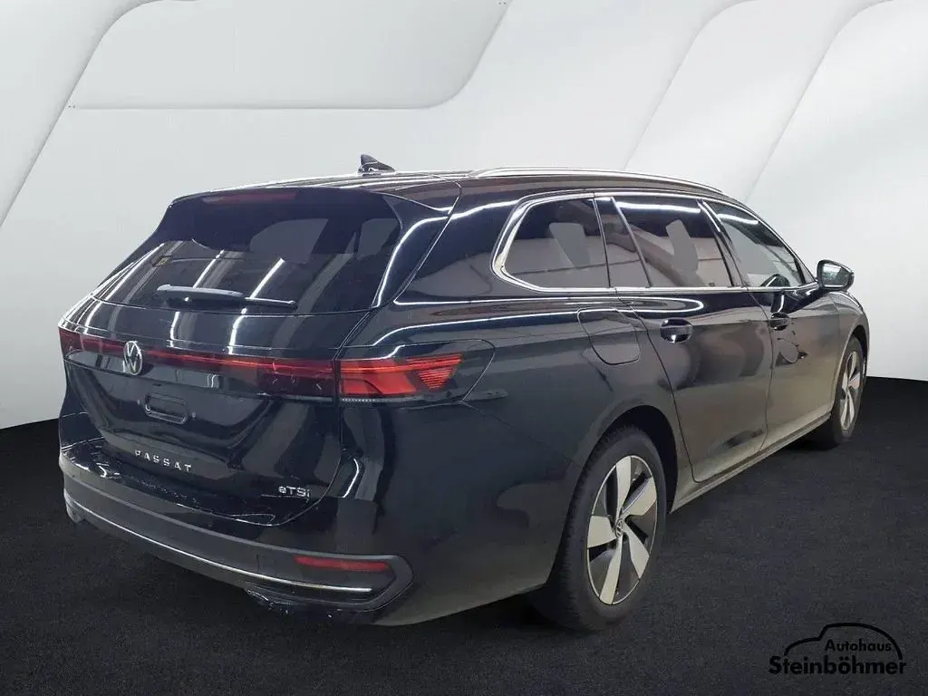 Usata VW Passat Business 150 CV (110 kW) 2025 Nero Station wagon