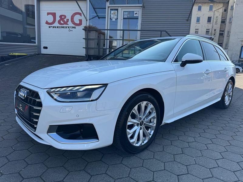 Gebraucht Audi A4 Sport 204 PS (150 kW) 2023 Weiß Kombi