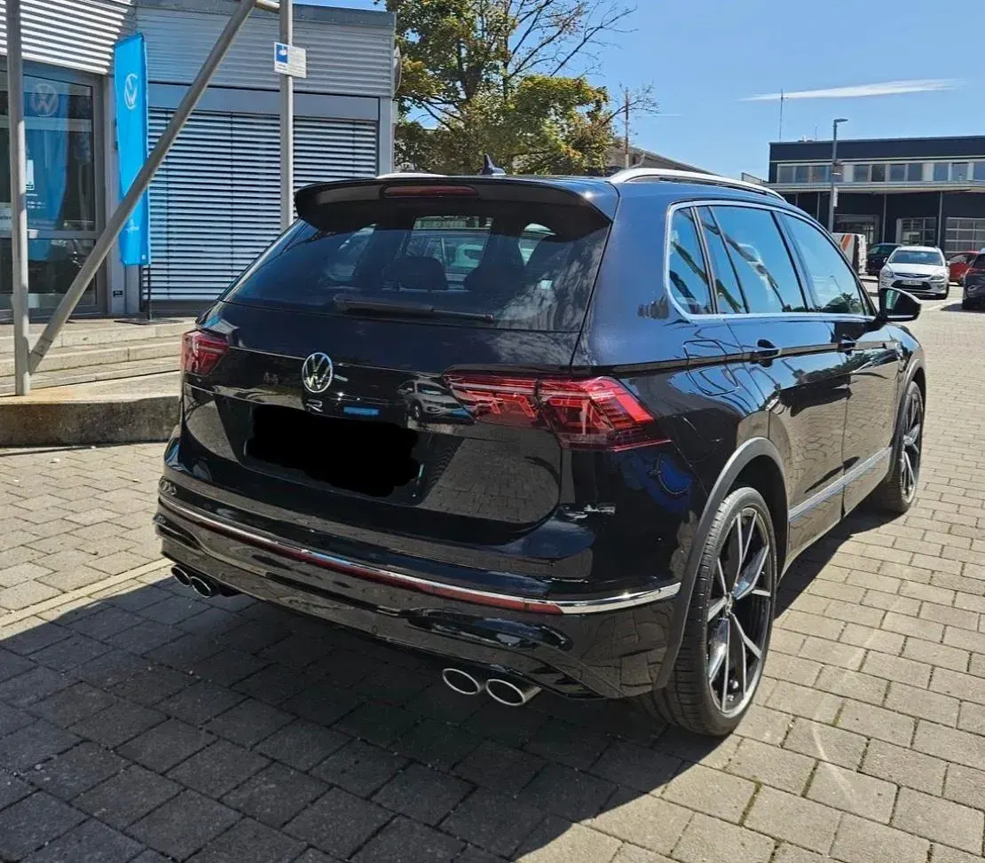 Gebraucht VW Tiguan R 320 PS (235 kW) 2023 Schwarz SUV
