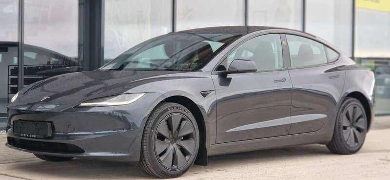 Tesla Model 3 Long Range Gebraucht Verkauft Tesla Model 3 Long Range Dual., gebraucht 2023, 4 km in Oelshausen