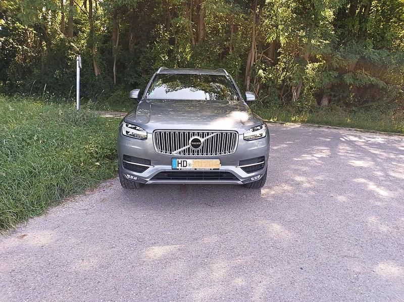 Andere außenfarben Gebraucht 2019 Volvo XC90 Inscription SUV | 39.500 € (Teuer) - Bild 1/4