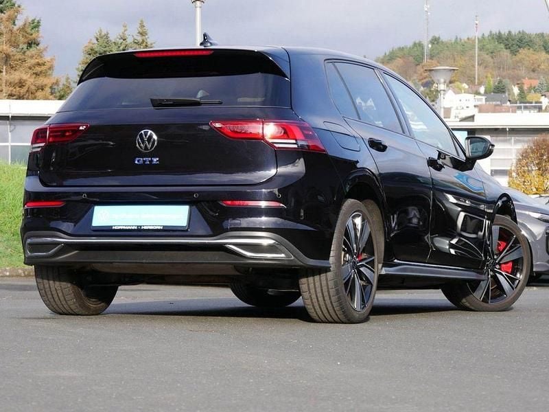 Gebraucht VW Golf VIII GTE 245 PS (180 kW) 2022 Deep black perleffekt Limousine