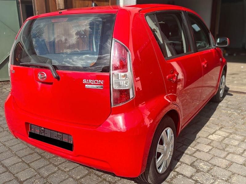 Gebraucht Daihatsu Sirion 87 PS (63 kW) 2006 Rot Kleinwagen